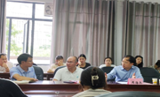 全国药学专学位研究生教育指导委员会委员周海兵教授指导民族医药院药学专硕点建设
