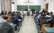 化学工程学院（民族医药学院）团委、学生会、青马协会进行早自习检查